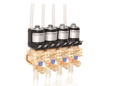 A. und K. Müller Blockventil 4-fach 24 Volt DC Serie 46.008.116