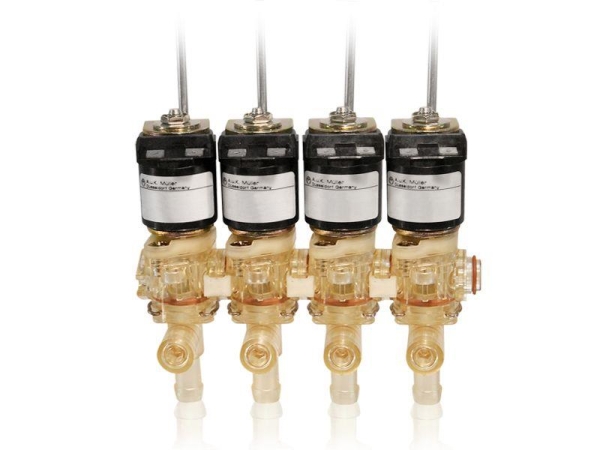 A. und K. Müller Blockventil 24 Volt DC 4-fach 1.008.106 aneinanderreihbar